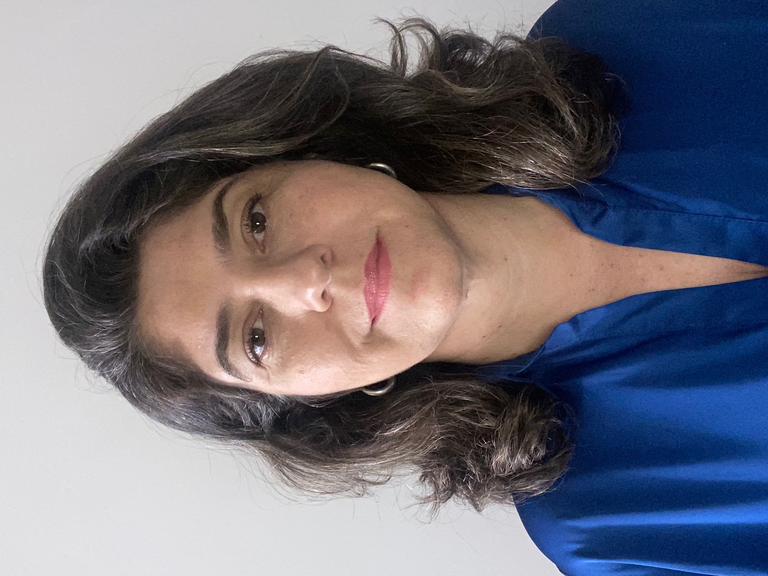 Tradutor juramentado Alessandra Tarcha dos Santos - SINTRA